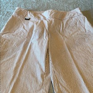 Peck&Peck Walking Short